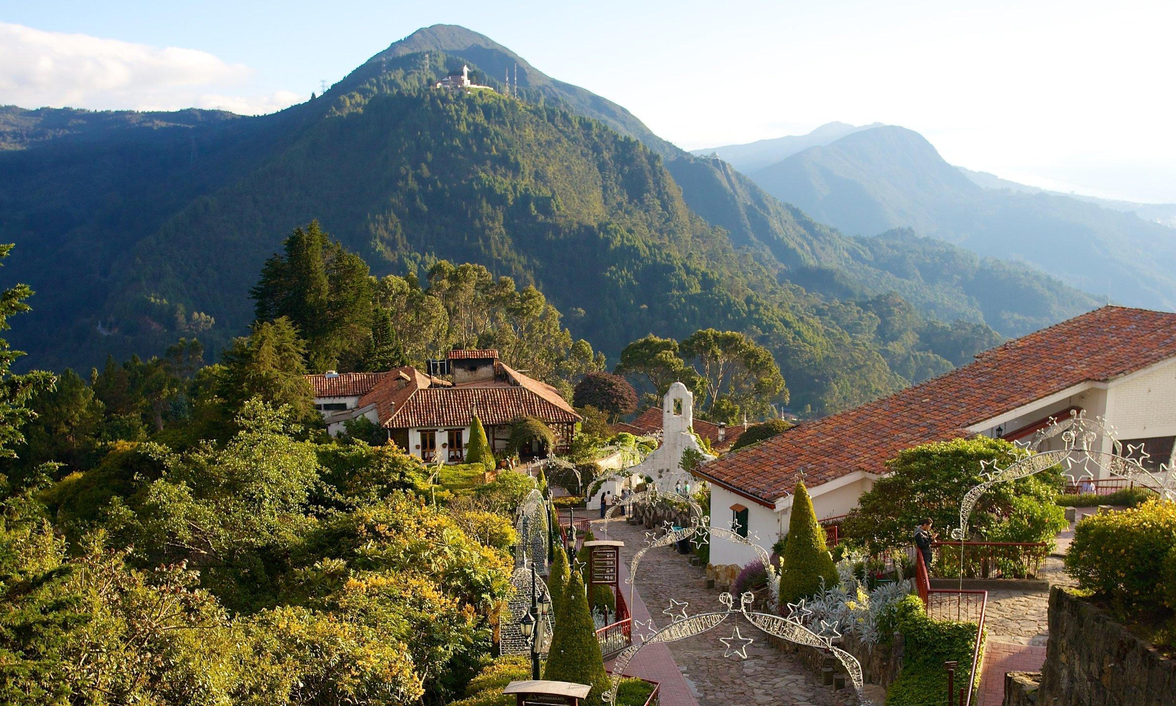 COLOMBIA: HISTORIA, RUTA DEL CAFÉ Y PLAYA
